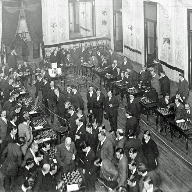 José Raúl Capablanca giving a 30 board simul in Berlin, June 1929