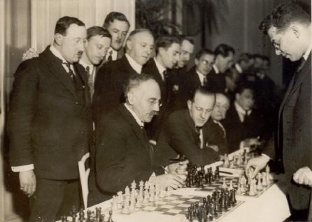 Capablanca vs Alekhine Buenos Aires 1927 Unique Chess -  Portugal