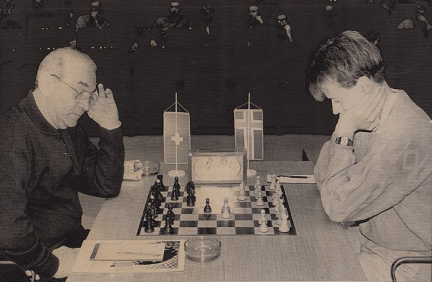 The Karpov-Spassky Candidates' Semi-final (Leningrad, 1974), with  annotations by Tal, Botvinnik & Karpov.